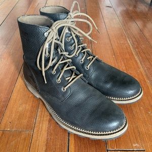 Size 12 Sorel mens black theater boots